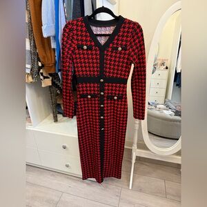 Long sleeve houndstooth midi dress